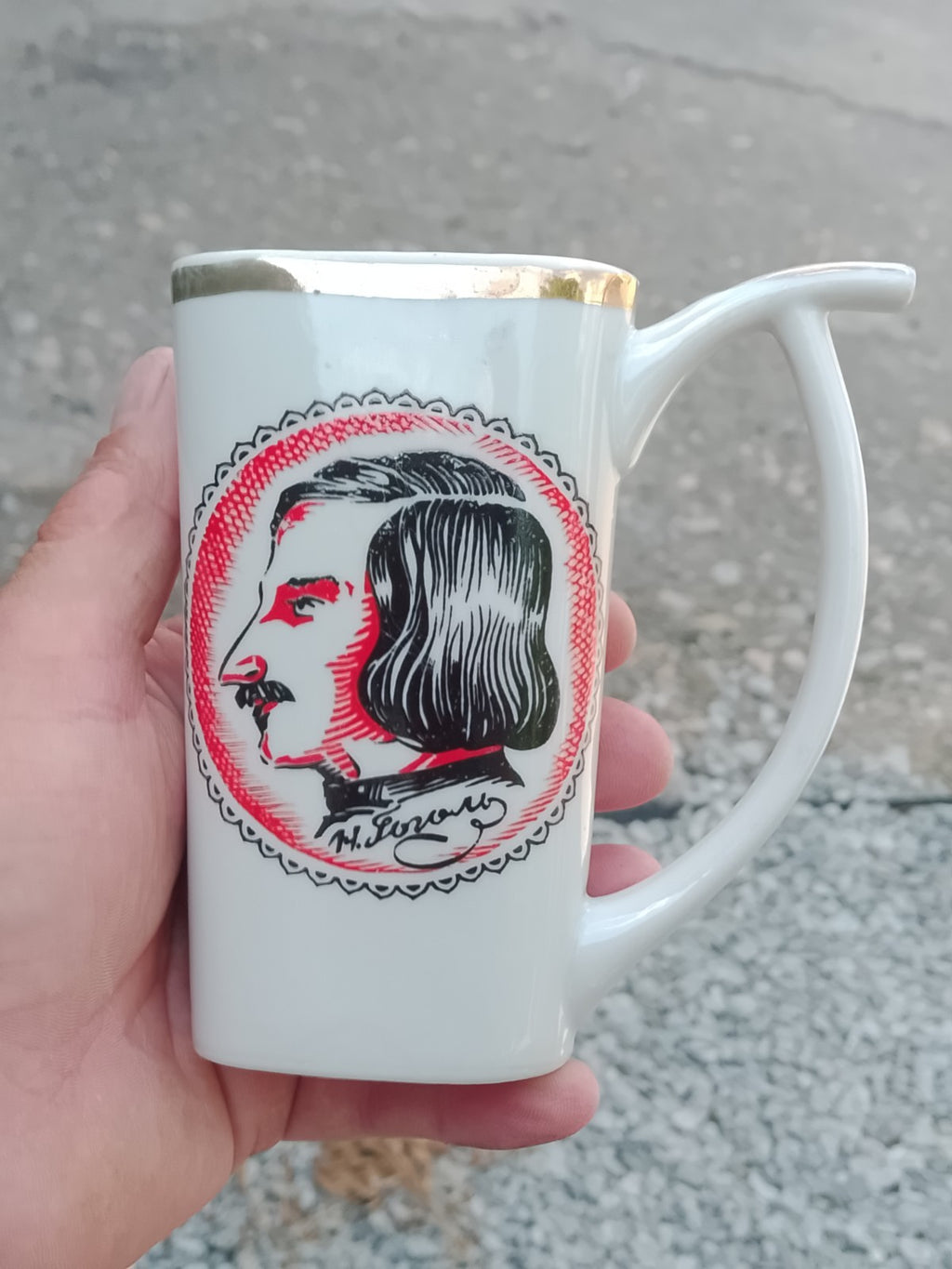 Vintage Soviet porcelain mineral water cup with gilded handle – detail 9