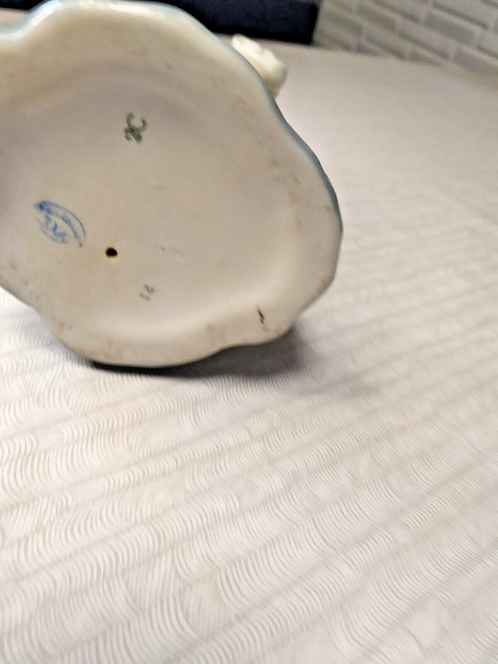 Polonne porcelain couple figurine titled May Night – detail 8