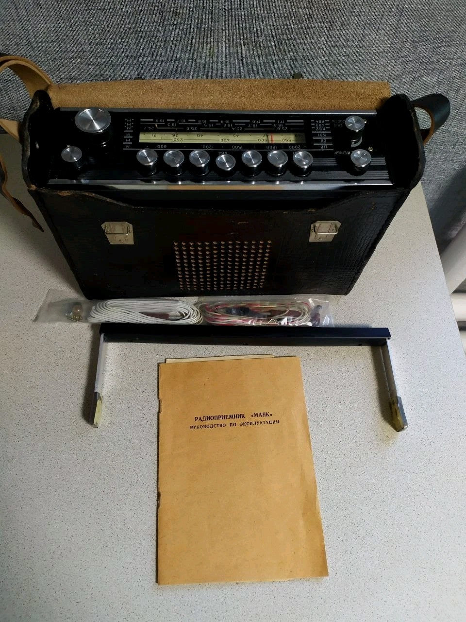 Multi-band dial with LW, MW and SW bands of the Soviet shortwave radio – detail 7