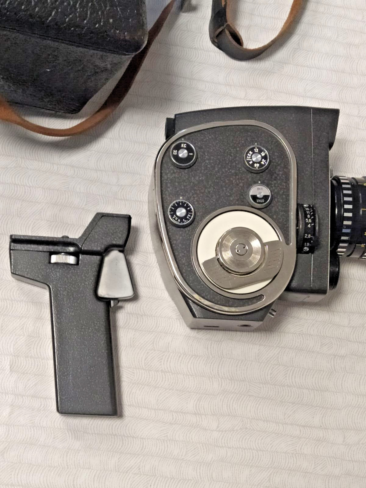 Quarz 8mm cine camera Meteor-8M zoom lens 1.8 / 9-38mm – detail 11
