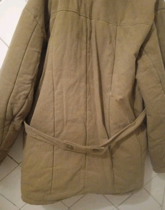 Fufayka padded jacket quilted stitching and collar close-up
