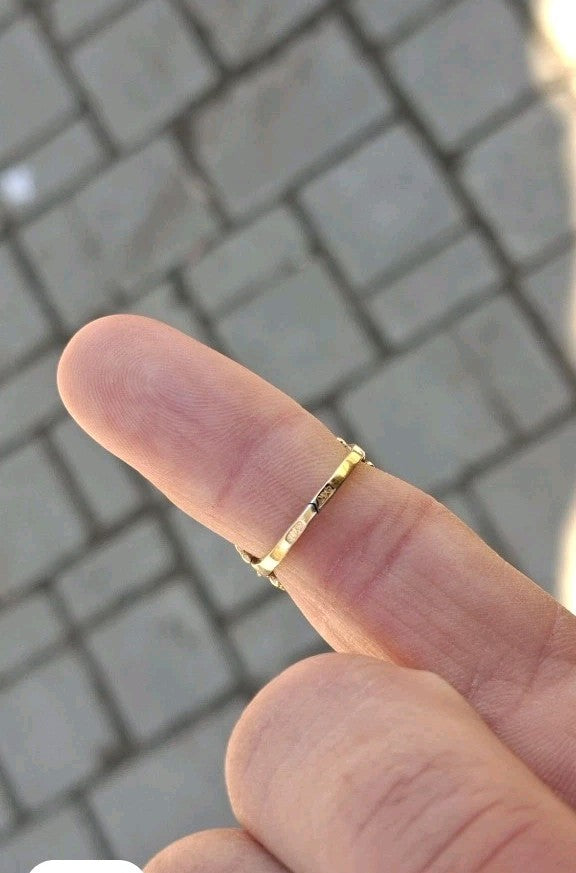 Russian silver ring, size 6, top view of the stone setting
