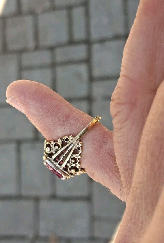 Vintage Soviet jewelry, gilded ring with synthetic corundum, side view – detail 6