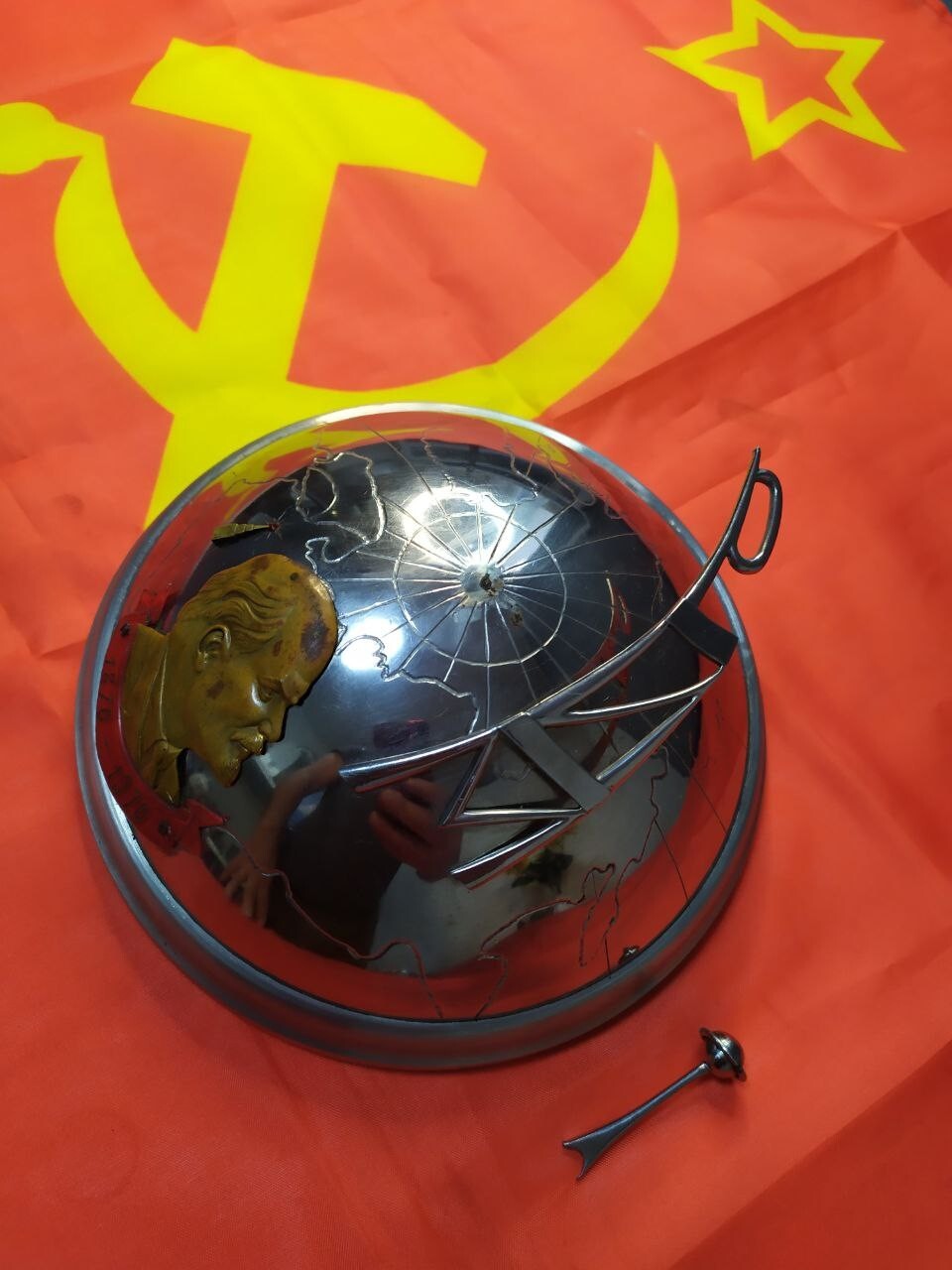 Broken tip of the Mir rocket element on the Soviet desk souvenir