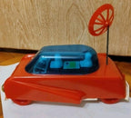Vintage Soviet toys: Planetohod rover with two astronaut figures under the canopy – detail 5