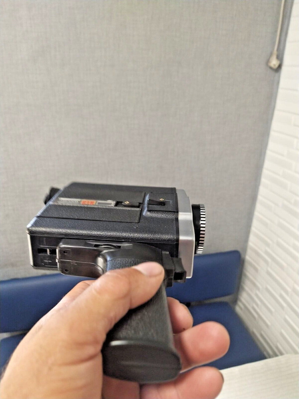 Super 8 film cassette included with the Aurora-219 camera – detail 10