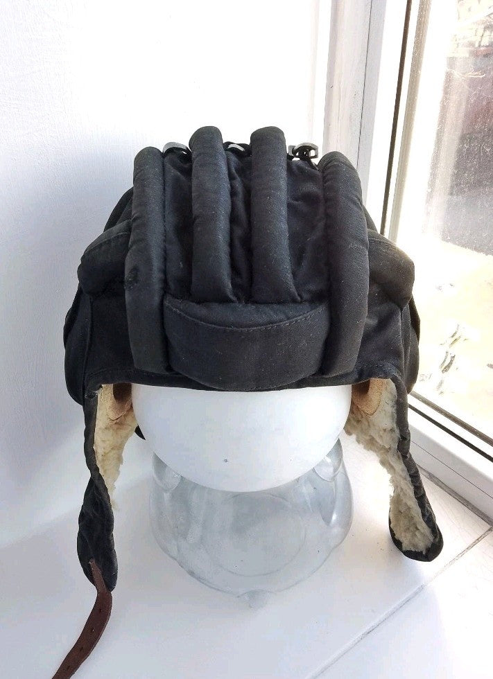 Soviet tanker helmet TShL-4 in black canvas with fur lining and four ribs