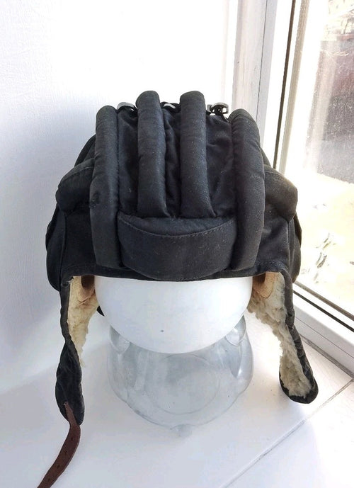 Soviet tanker helmet TShL-4 in black canvas with fur lining and four ribs