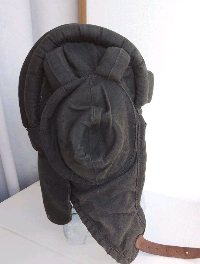 TShL-4 helmet interior with sheepskin fur lining