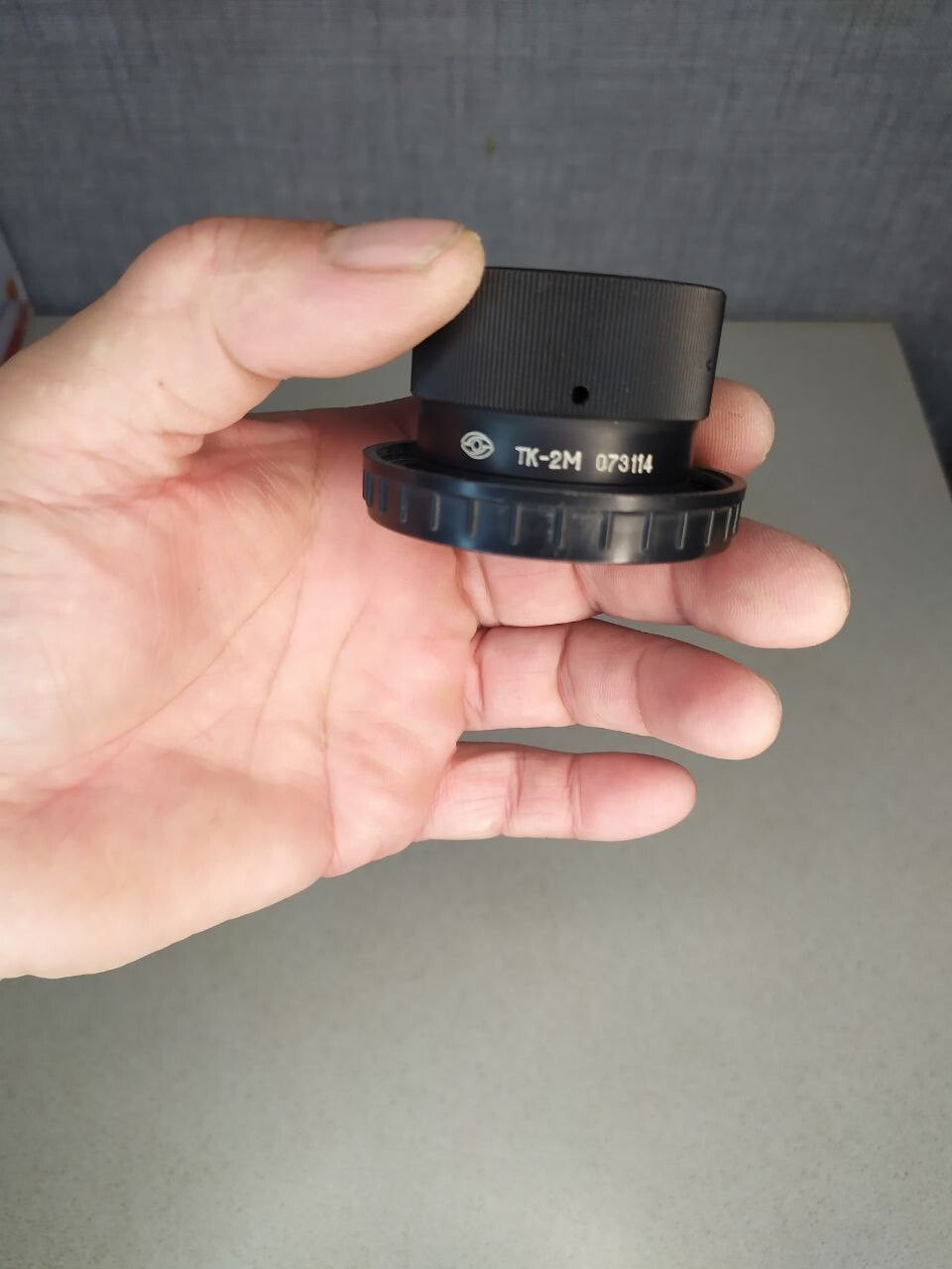 TK-2M serial number 073114 on the Soviet lens accessory – detail 9