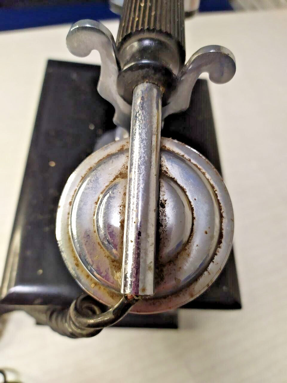Bottom plate of the Kyiv souvenir phone with model number and 80 ruble price – detail 6