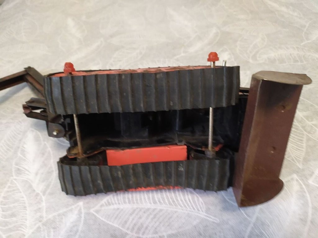 Bottom of the Soviet tin toy with factory emblem and price 4 rubles 50 kopecks – detail 15