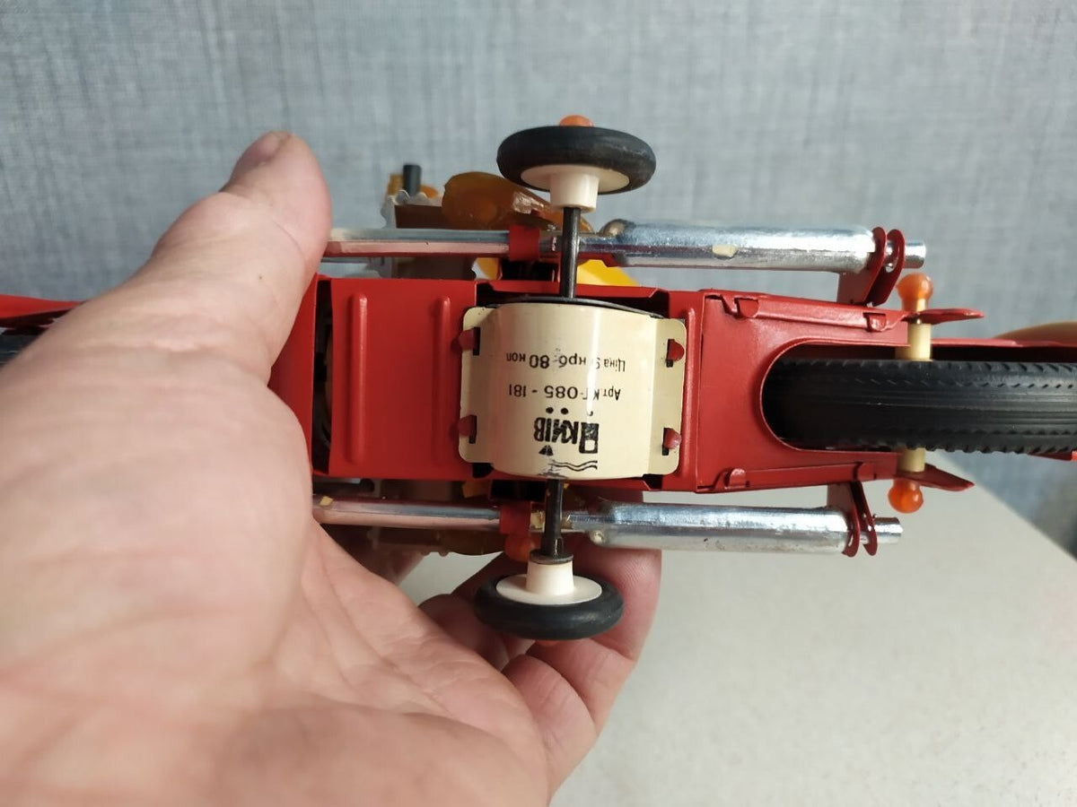 Old Soviet toy motorcycle red lithographed tin body, side view – detail 16