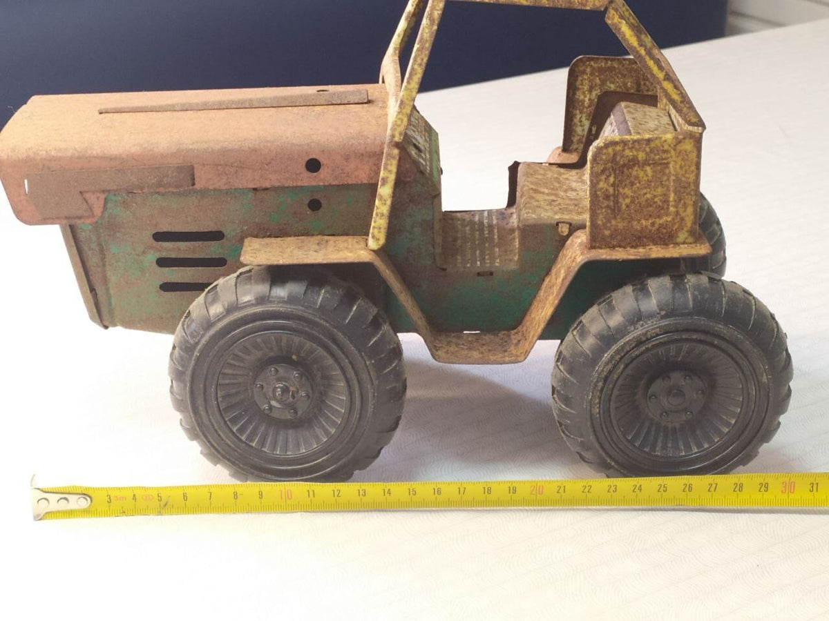 Vintage USSR metal toy tractor front grille with plastic headlights – detail 14