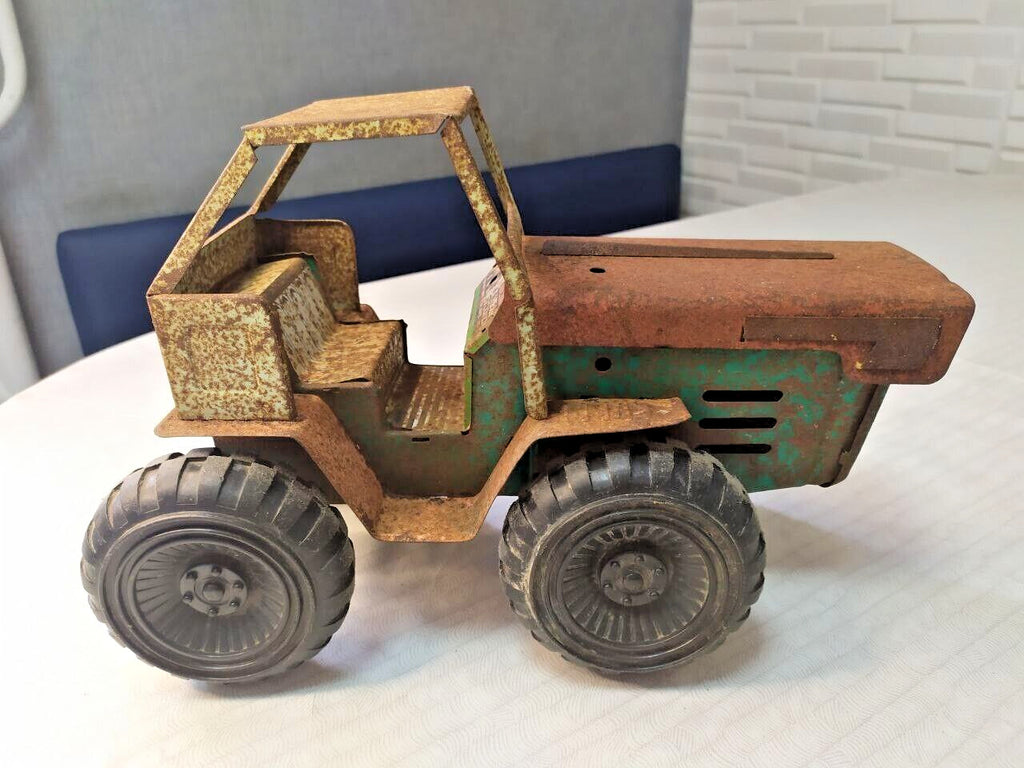Vintage USSR metal toy tractor front grille with plastic headlights – detail 5