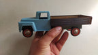 Vintage Soviet toy car with lithographed green pebble-pattern chassis – detail 8