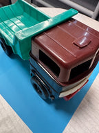 Strela logo on the white front grill of the vintage Soviet toy truck – detail 11