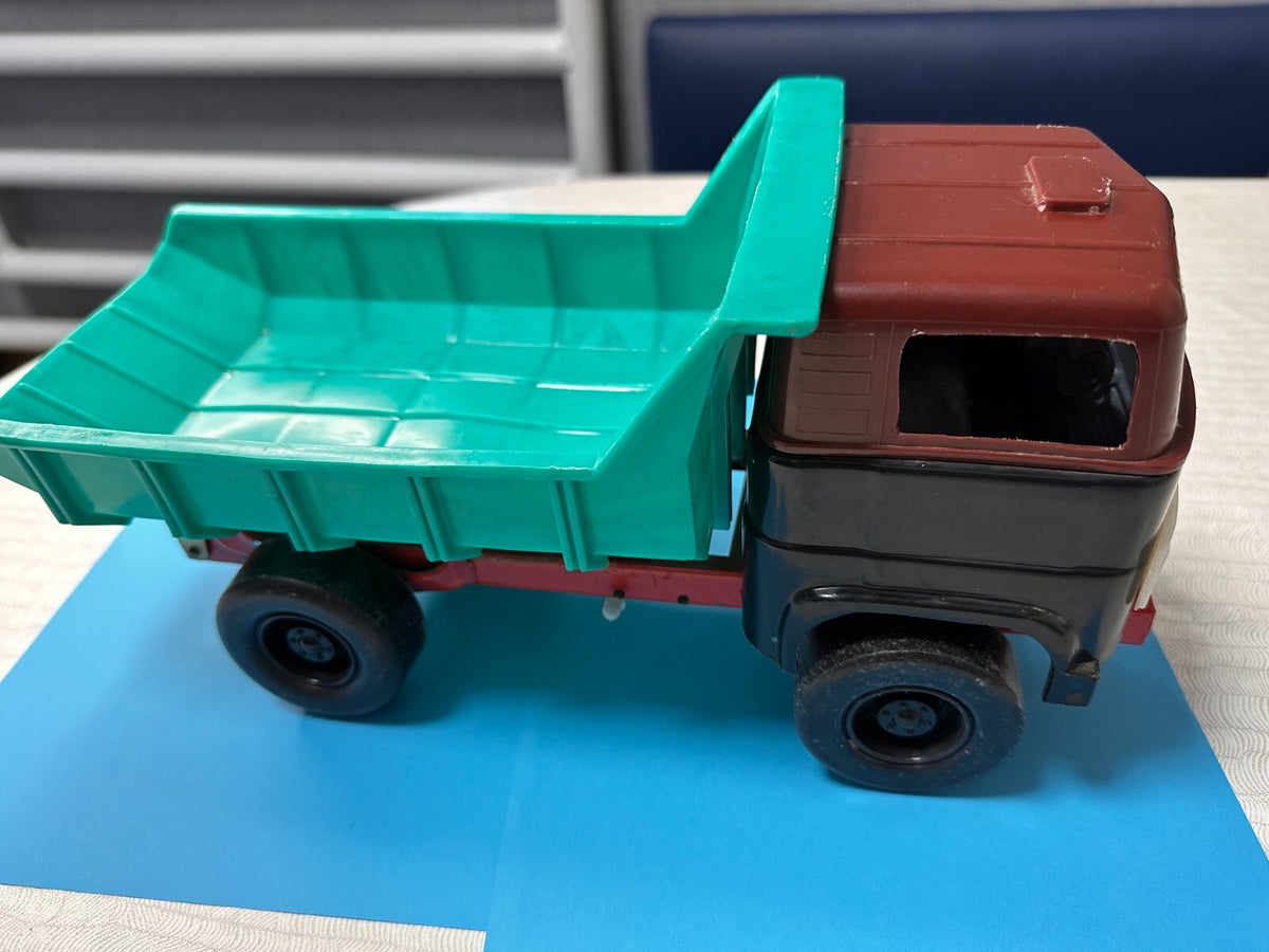 Old Soviet toy dump truck with body raised by hand – detail 9