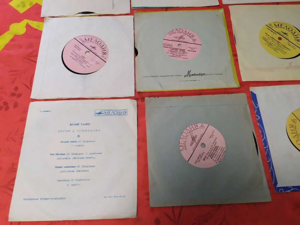 USSR vinyl records including Riga souvenir edition with city views – detail 10