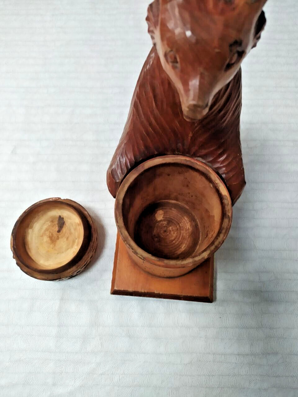 Vintage Russian folk art bear showing wood grain and patina – detail 16