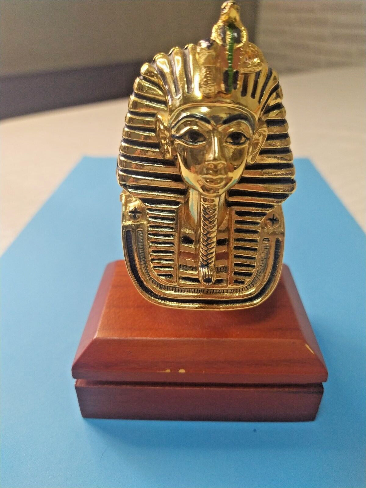Tutankhamun decorative souvenir for an office desk or bookshelf