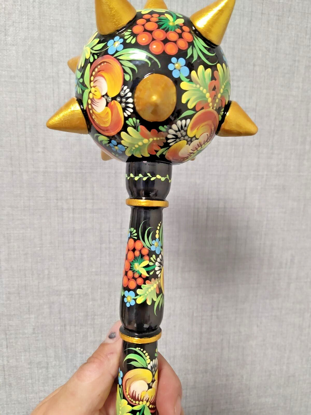 Hand-painted Ukrainian mace with wooden bead pendant at the base – detail 10