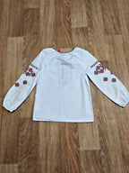 Girls peasant blouse laid flat with measuring tape – detail 10