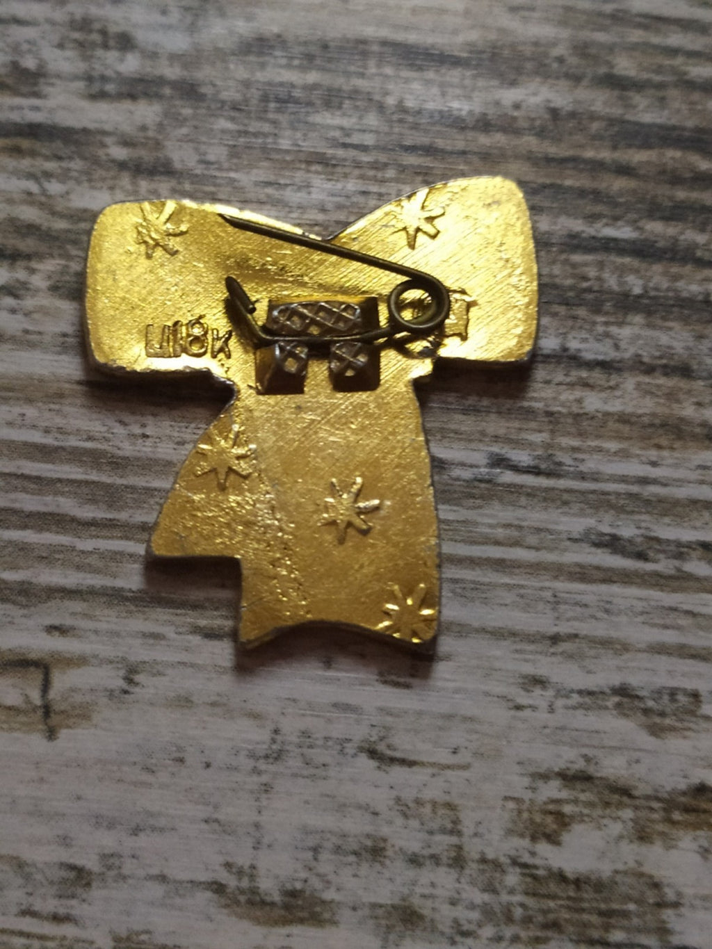 Reverse of the USSR October Revolution badge