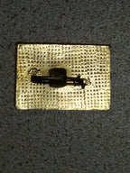 Vintage Soviet pin marked 1917-1977 with a flag – detail 5