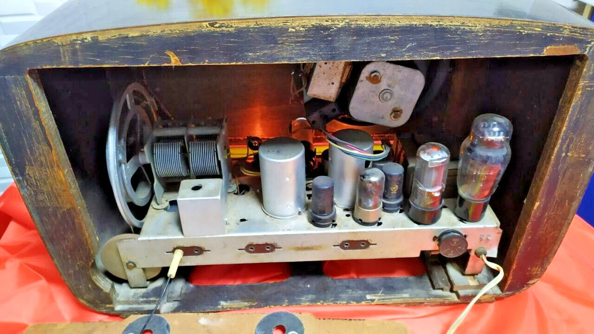 VEF Baltika rear fiberboard panel with logo and GOST-51 marking – detail 18