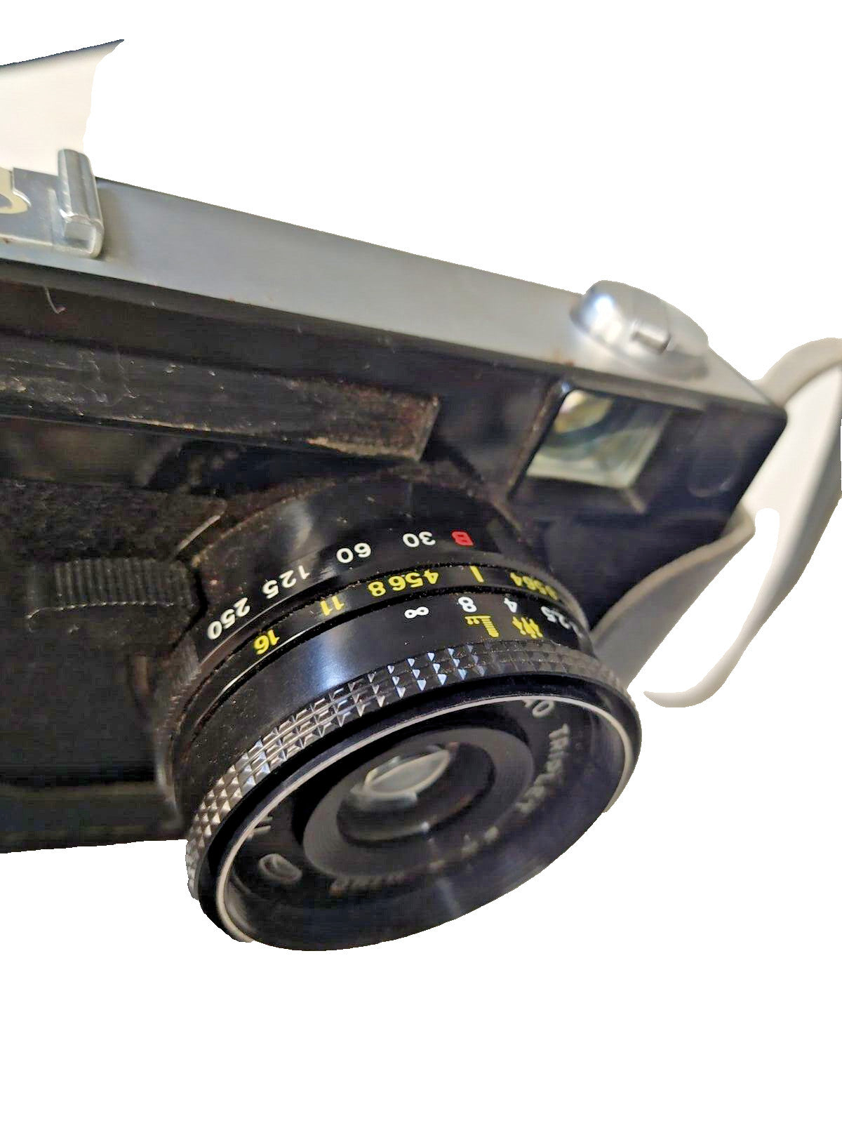 Vilia camera with black textured body and silver bottom plate