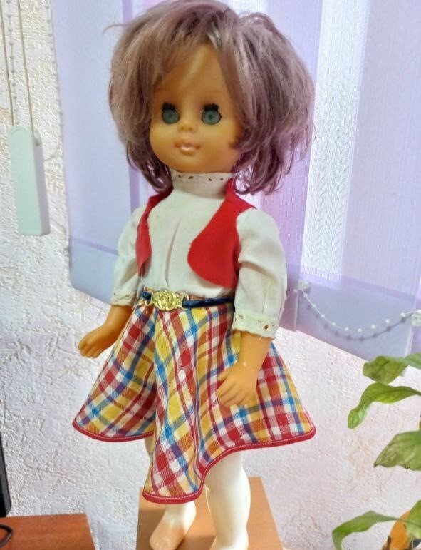 Vintage GDR doll, 45 cm, in folk-style blouse, red felt vest and plaid skirt