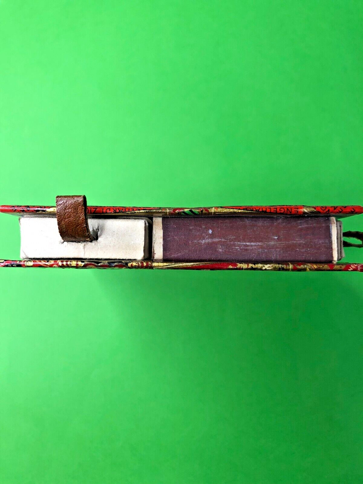 Tobacciana match holder with four sliding drawers – detail 9