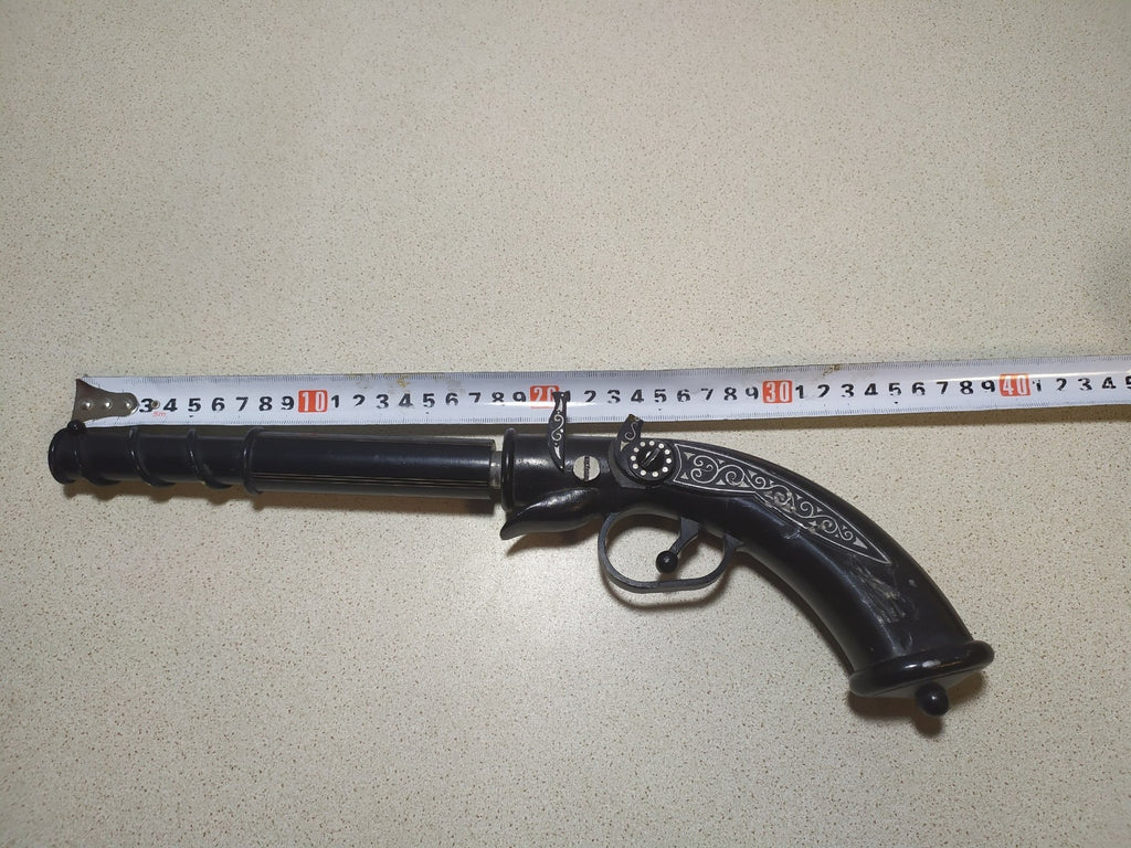 Soviet era souvenir pistol seen from the other side – detail 9