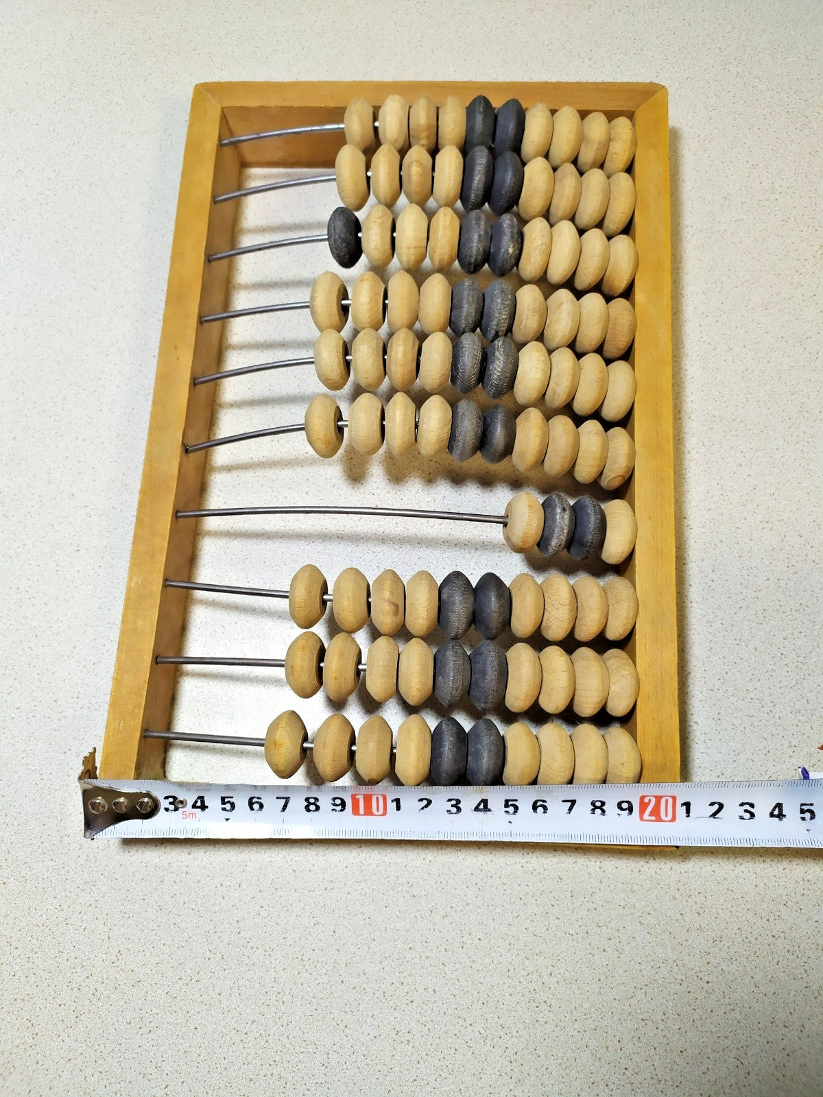 Russian schoty counting frame, scuffs on the frame and chips on dark beads – detail 6