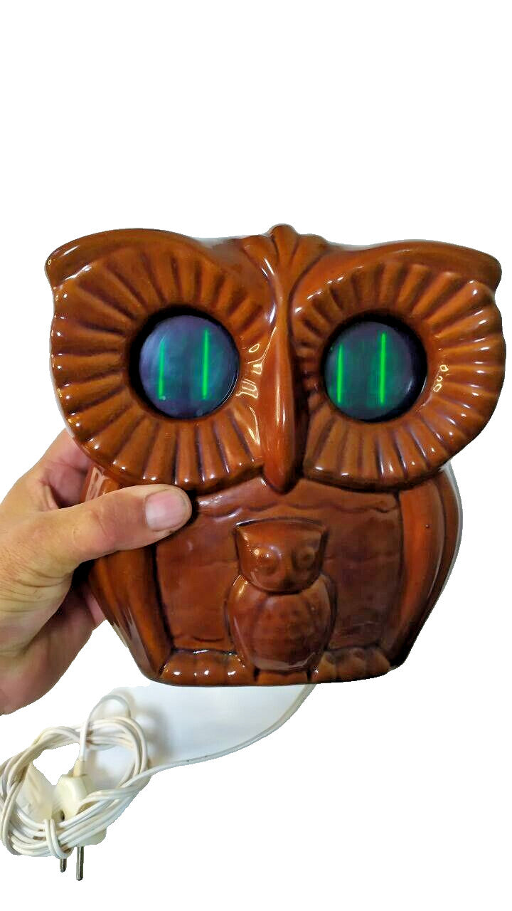 Elektronika clock owl with owlet, brown glazed ceramic body, front view