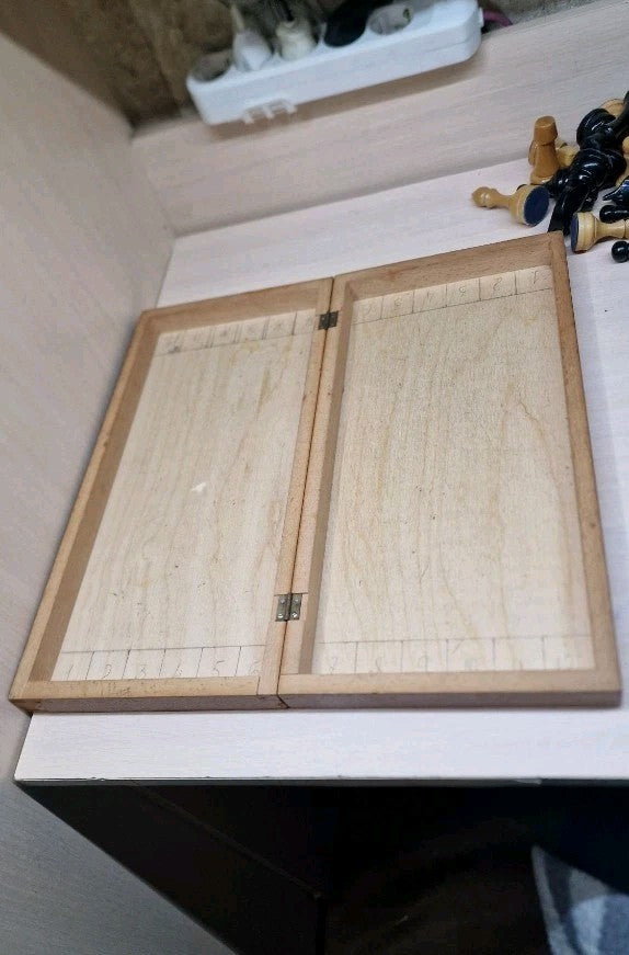 Soviet board game folding board with backgammon layout inside – detail 8