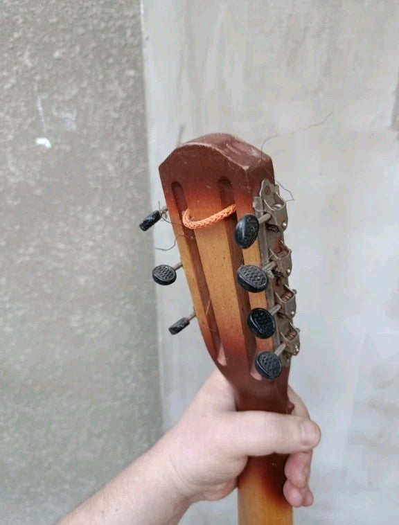 Headstock and open-back tuners of the soviet 7-string guitar – detail 6