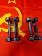 Cast iron hand gripper pair on a scale showing 3.026 kg – detail 9