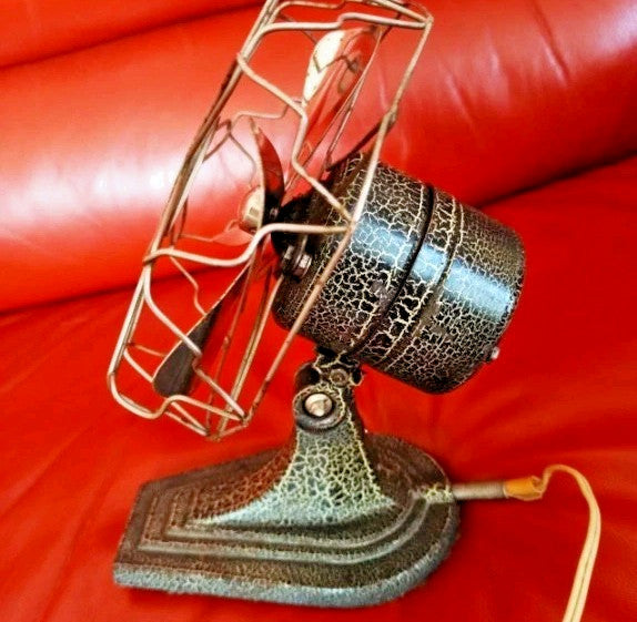 Black and red craquelure finish on a mid-1950s Soviet desk fan – detail 6