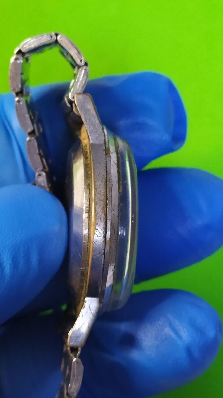 ZIM Pobeda watch dial marked ZiM and Made in USSR in Cyrillic – detail 5
