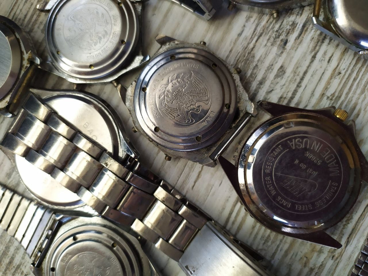 Group of vintage USSR wristwatches, some with straps – detail 14