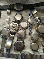 Soviet wristwatch lot of thirteen for repair or parts – detail 15