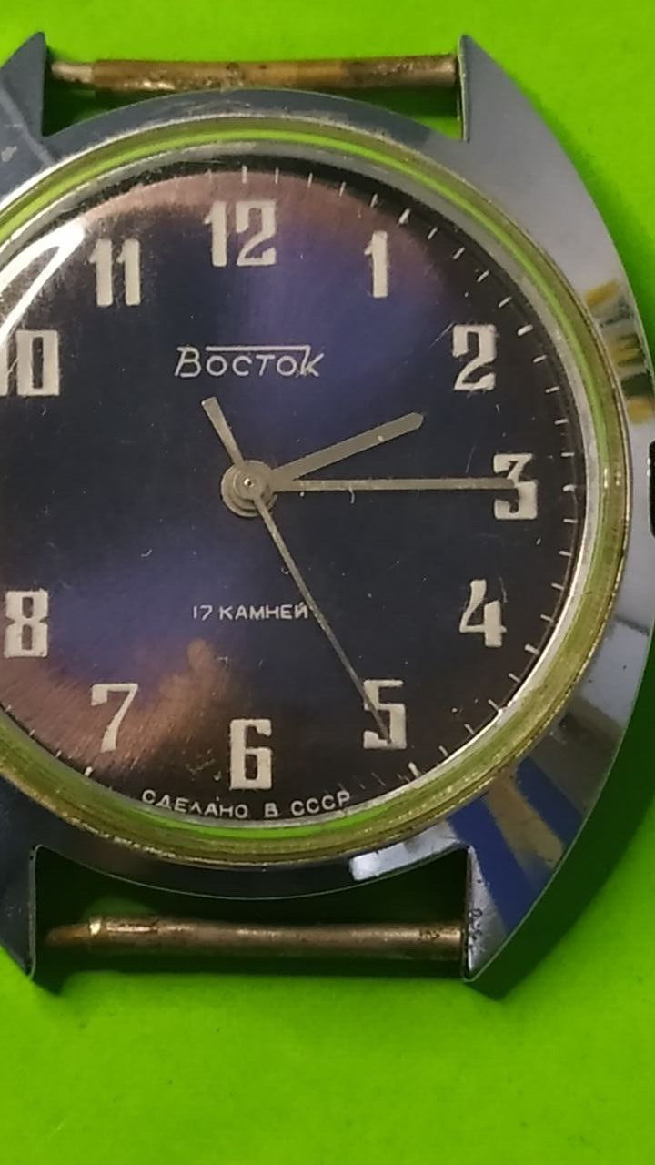 Vostok wristwatch case back engraved for the 30th anniversary of Victory, 1975