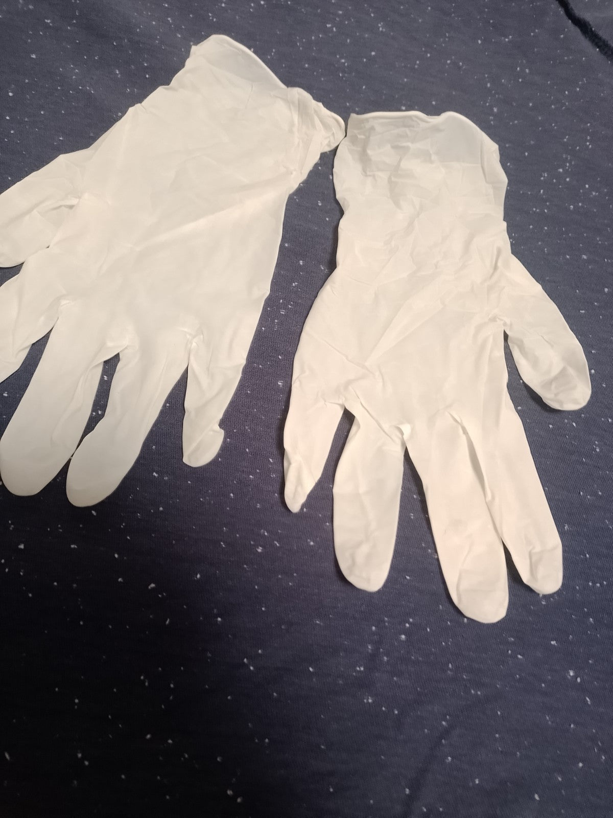 Disposable protective latex rubber gloves – detail 6