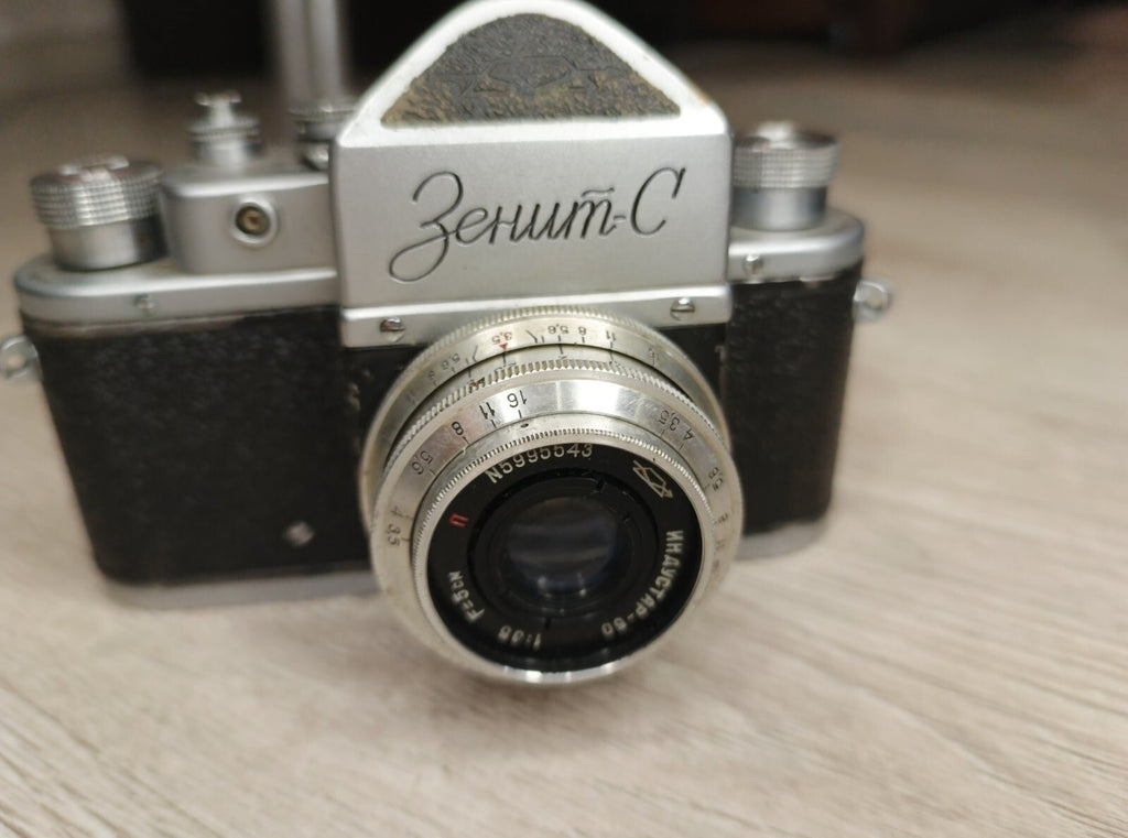Industar-50 f/3.5 50mm lens on a Soviet M39 mount SLR