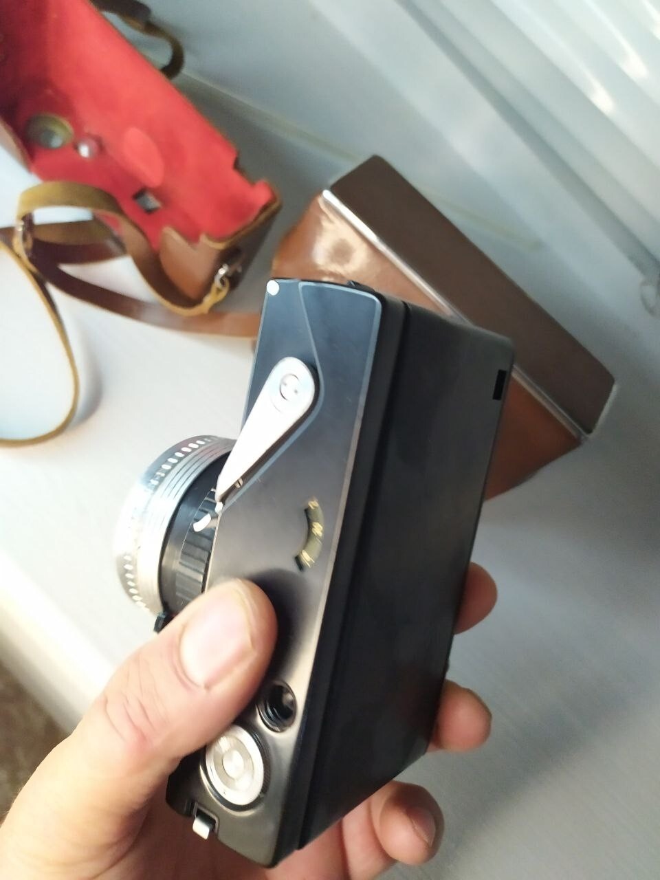 Zorki 11 export version with Latin lettering and brown leather case – detail 10