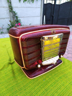Zvezda-54 Soviet tube radio with reddish-brown body and star logo
