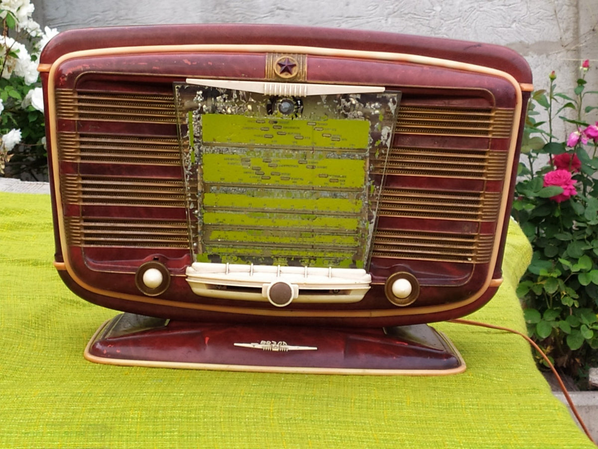 Zvezda-54 radio rear panel with manufacturer markings – detail 21